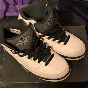 Jordan 2s